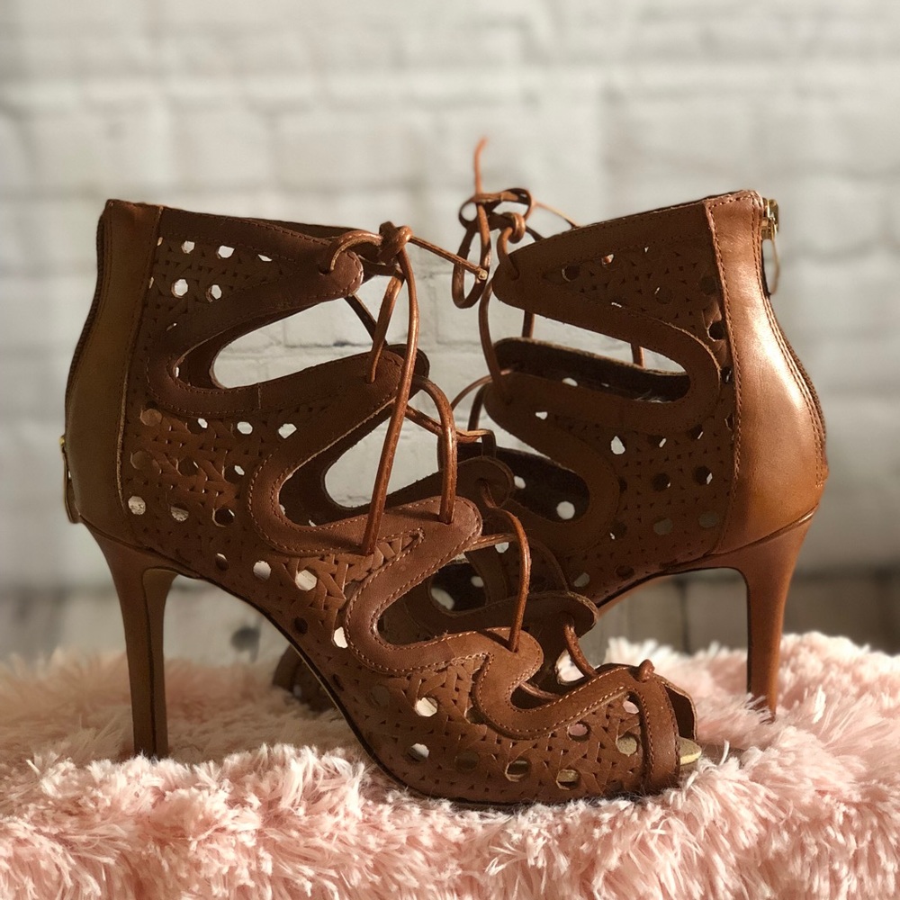 Vince Camuto Jillie lace up peep toe sandal pump